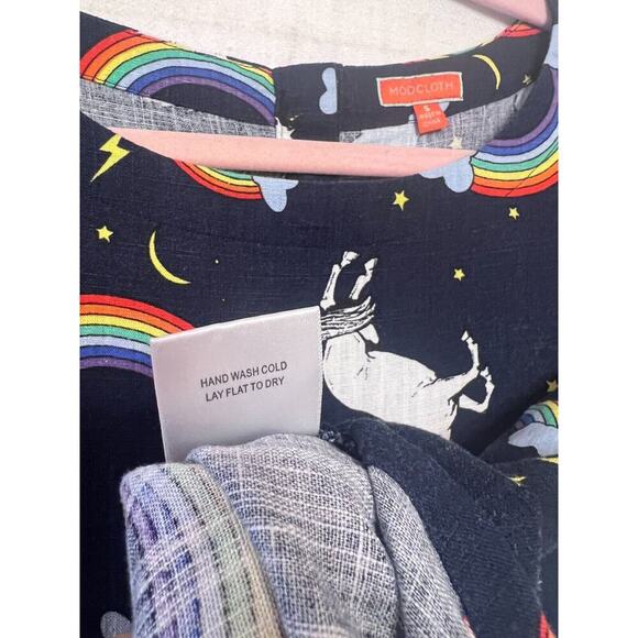 ModCloth Womens SM Unicorn Rainbows Shirt Top Pride Fantasy - Picture 5 of 7
